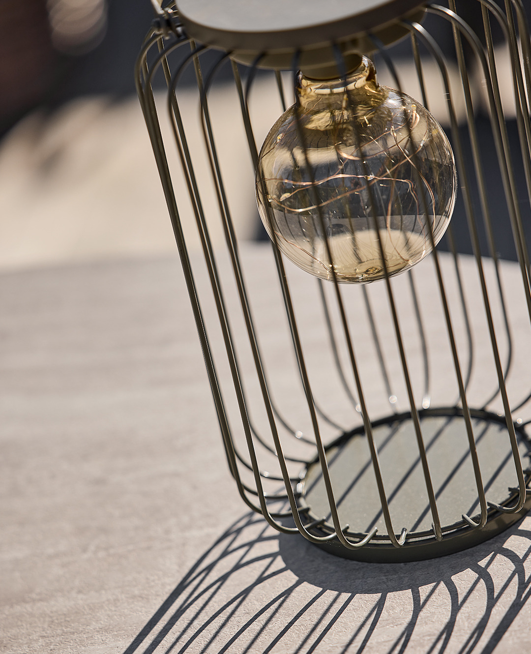 Сталева лампа-нічник для саду з світлодіодною лампочкою та таймером